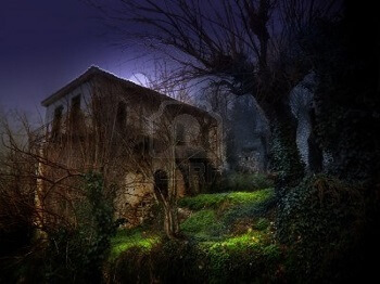 Casas Encantadas - Historias de Fantasmas
